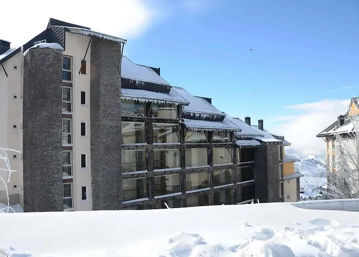 Miramar A Pie De Pista * 塞拉内华达